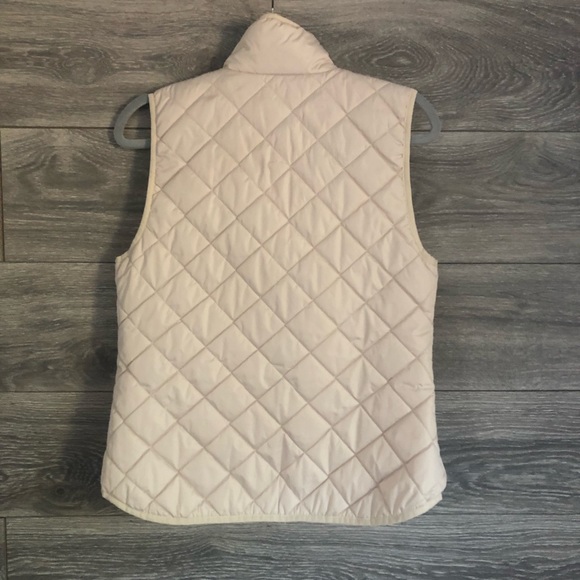 Old Navy Cream Vest - Picture 2 of 6